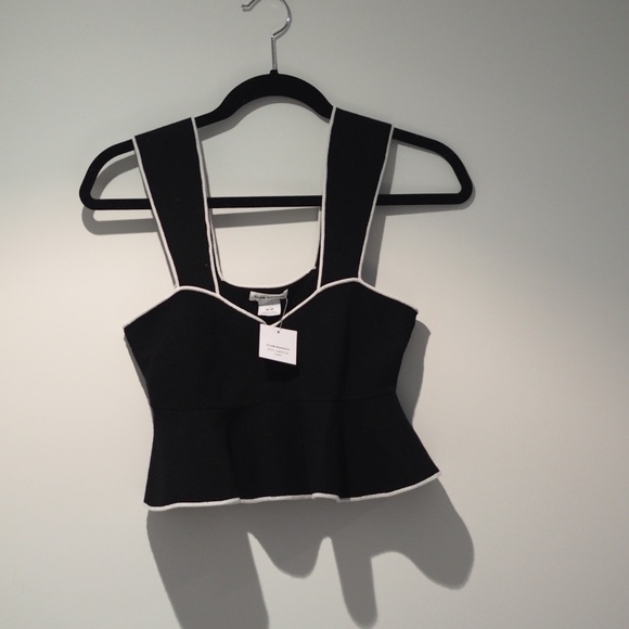 Club Monaco - Picture 6 of 6